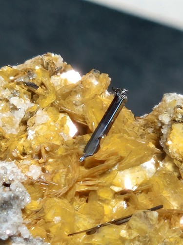 Minerale rutilo cristalli su - cristalli,